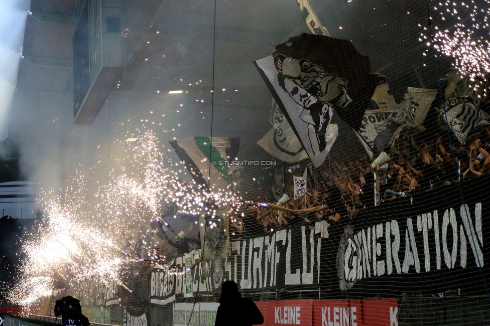 Sturm Graz - Austria Salzburg
OEFB Cup, 2. Runde, SK Sturm Graz - SV Austria Salzburg, Stadion Liebenau Graz, 29.08.2022. 

Foto zeigt Fans von Sturm mit einer Choreografie
Schlüsselwörter: pyrotechnik