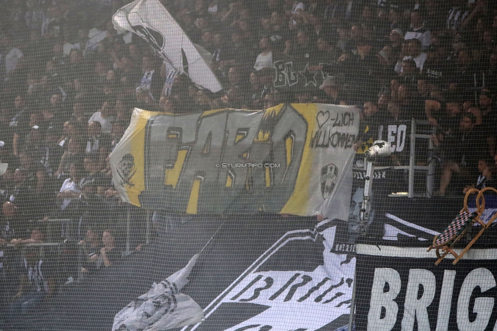 Sturm Graz - Austria Salzburg
OEFB Cup, 2. Runde, SK Sturm Graz - SV Austria Salzburg, Stadion Liebenau Graz, 29.08.2022. 

Foto zeigt Fans von Sturm mit einem Spruchband
Schlüsselwörter: brigata baby