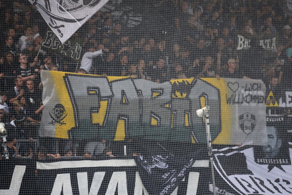 Sturm Graz - Austria Salzburg
OEFB Cup, 2. Runde, SK Sturm Graz - SV Austria Salzburg, Stadion Liebenau Graz, 29.08.2022. 

Foto zeigt Fans von Sturm mit einem Spruchband
Schlüsselwörter: brigata baby