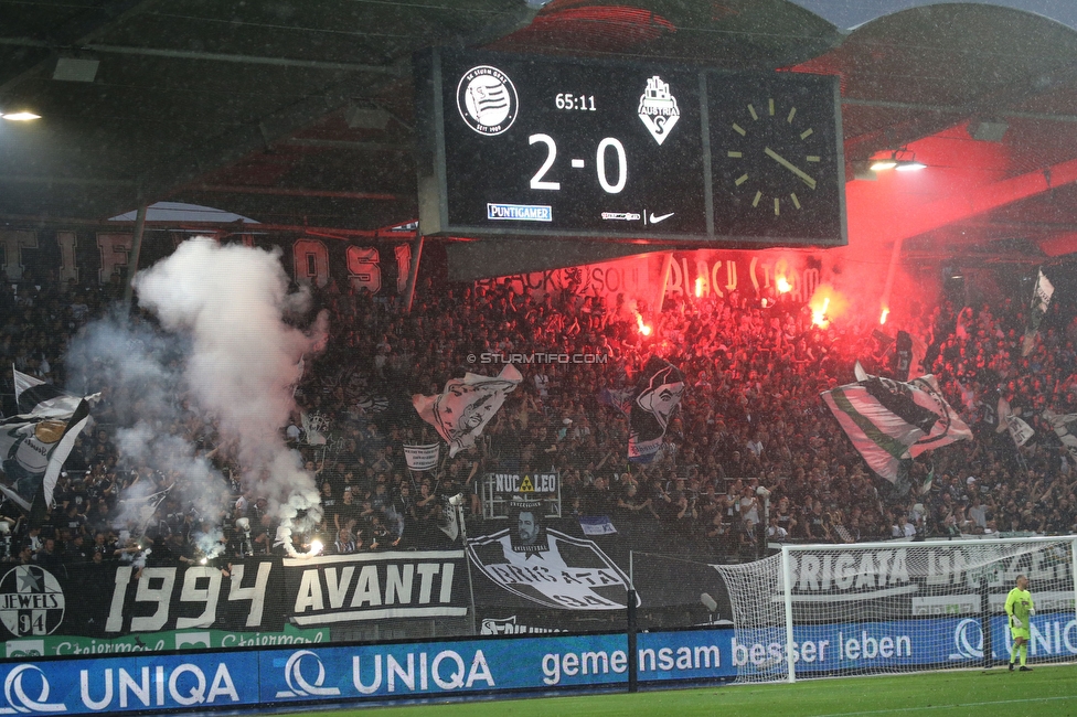 Sturm Graz - Austria Salzburg
OEFB Cup, 2. Runde, SK Sturm Graz - SV Austria Salzburg, Stadion Liebenau Graz, 29.08.2022. 

Foto zeigt Fans von Sturm
Schlüsselwörter: pyrotechnik jewels sturmflut