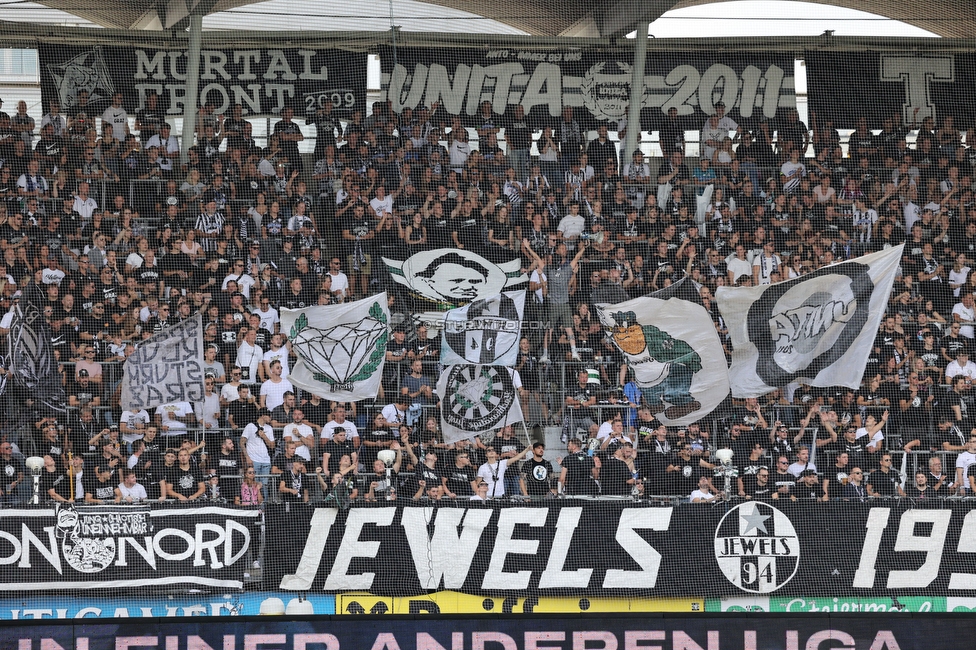 Sturm Graz - Hartberg
Oesterreichische Fussball Bundesliga, 7. Runde, SK Sturm Graz - TSV Hartberg, Stadion Liebenau Graz, 03.09.2022. 

Foto zeigt Fans von Sturm mit einer Choreografie
Schlüsselwörter: generationchaos pyrotechnik