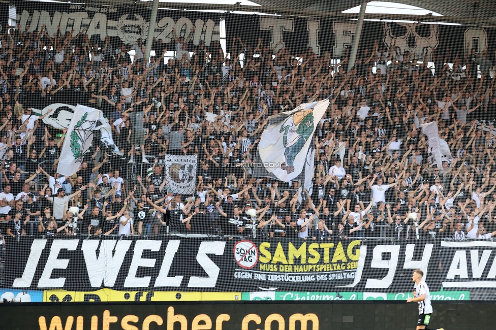 Sturm Graz - Hartberg
Oesterreichische Fussball Bundesliga, 7. Runde, SK Sturm Graz - TSV Hartberg, Stadion Liebenau Graz, 03.09.2022. 

Foto zeigt Fans von Sturm
Schlüsselwörter: jewels samstag