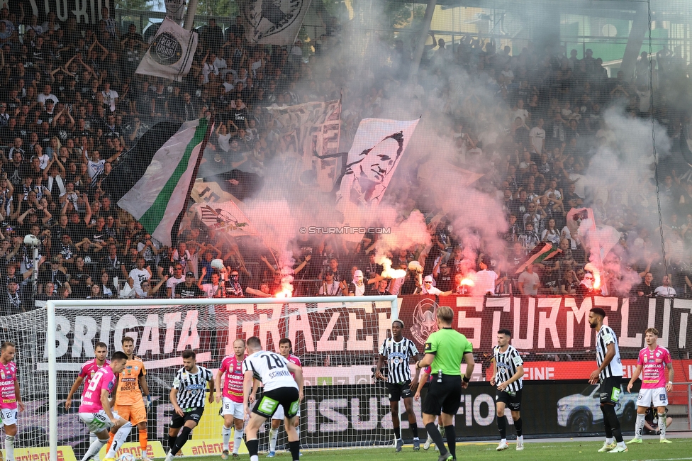 Sturm Graz - Hartberg
Oesterreichische Fussball Bundesliga, 7. Runde, SK Sturm Graz - TSV Hartberg, Stadion Liebenau Graz, 03.09.2022. 

Foto zeigt Fans von Sturm
Schlüsselwörter: generationchaos pyrotechnik