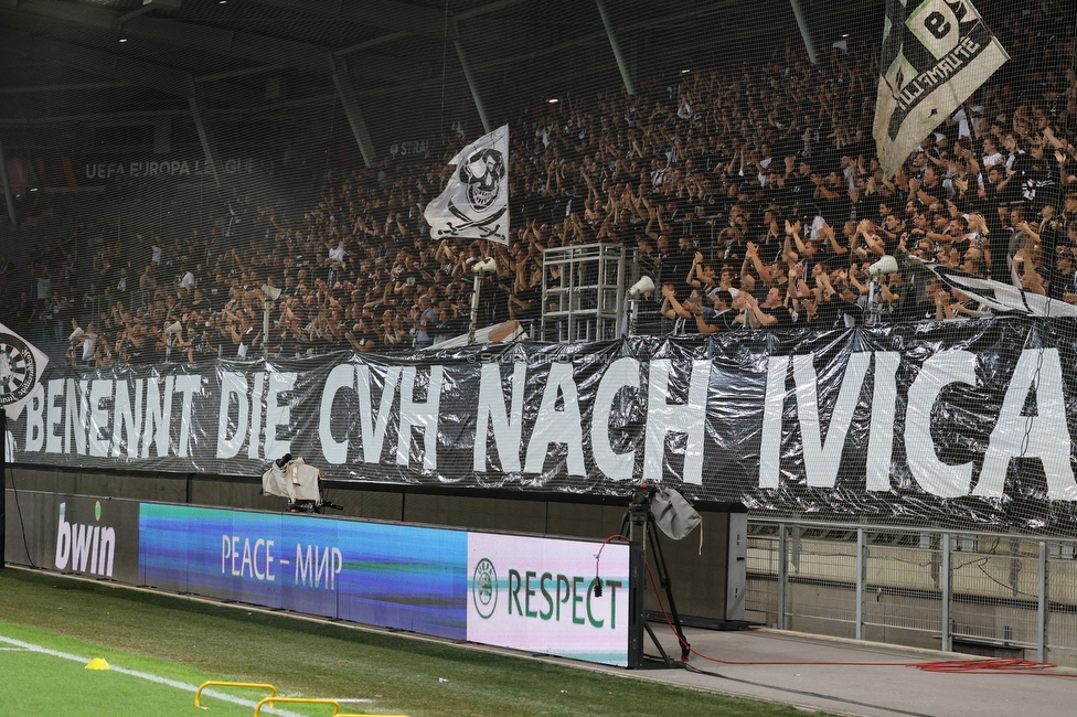 Sturm Graz - Midtjylland
UEFA Europa League Gruppenphase 1. Spieltag, SK Sturm Graz - FC Midtjylland, Stadion Liebenau Graz, 08.09.2022. 

Foto zeigt Fans von Sturm mit einem Spruchband
Schlüsselwörter: osim