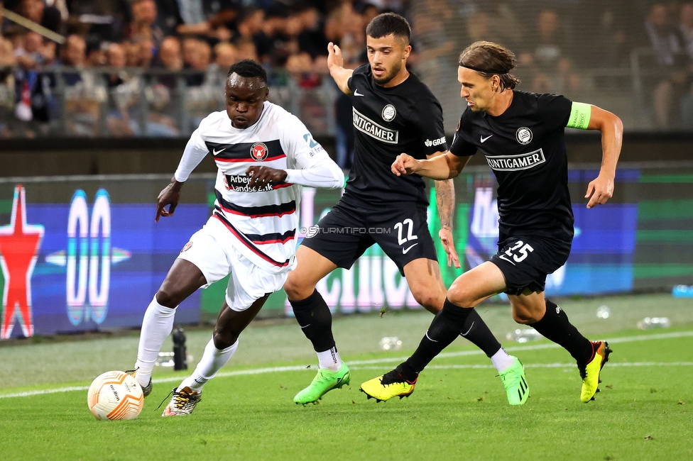 Sturm Graz - Midtjylland
UEFA Europa League Gruppenphase 1. Spieltag, SK Sturm Graz - FC Midtjylland, Stadion Liebenau Graz, 08.09.2022. 

Foto zeigt Jusuf Gazibegovic (Sturm) und Stefan Hierlaender (Sturm)
