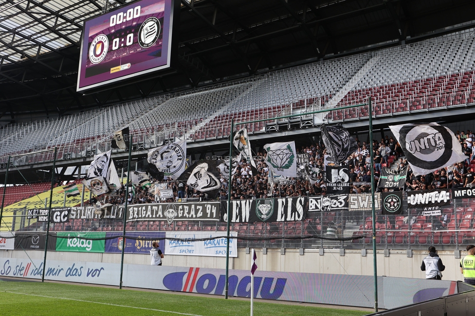 Klagenfurt - Sturm Graz
Oesterreichische Fussball Bundesliga, 8. Runde, SK Austria Klagenfurt - SK Sturm Graz, Woerthersee Stadion Wien, 11.09.2022. 

Foto zeigt Fans von Sturm
