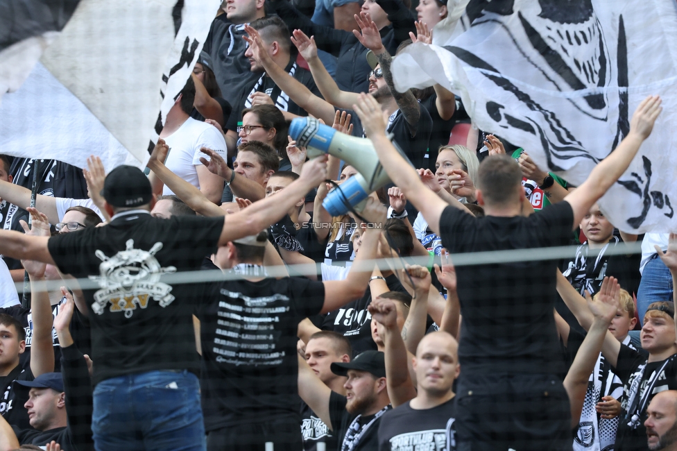 Klagenfurt - Sturm Graz
Oesterreichische Fussball Bundesliga, 8. Runde, SK Austria Klagenfurt - SK Sturm Graz, Woerthersee Stadion Wien, 11.09.2022. 

Foto zeigt Fans von Sturm
Schlüsselwörter: brigata vorsaenger