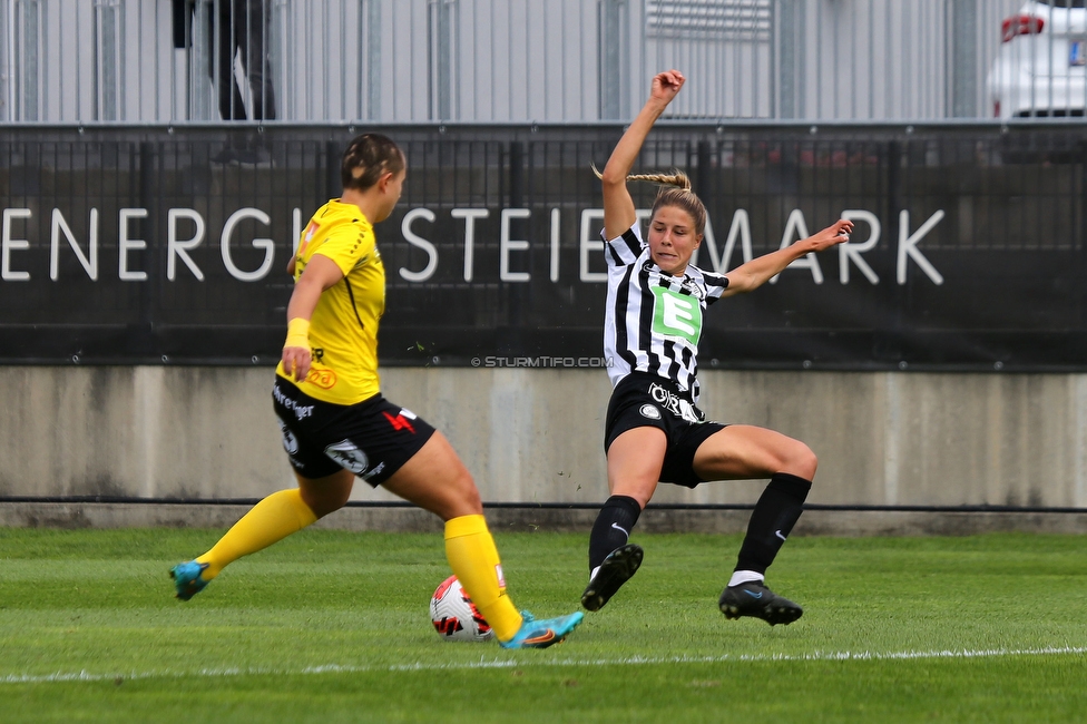 Sturm Damen - Altach/Vorderland
OEFB Frauen Bundesliga, 2. Runde, SK Sturm Graz Damen - SCR Altach / FFC Vorderland, Trainingszentrum Messendorf, 11.09.2022. 

Foto zeigt Sophia Bertolo (Sturm Damen)
