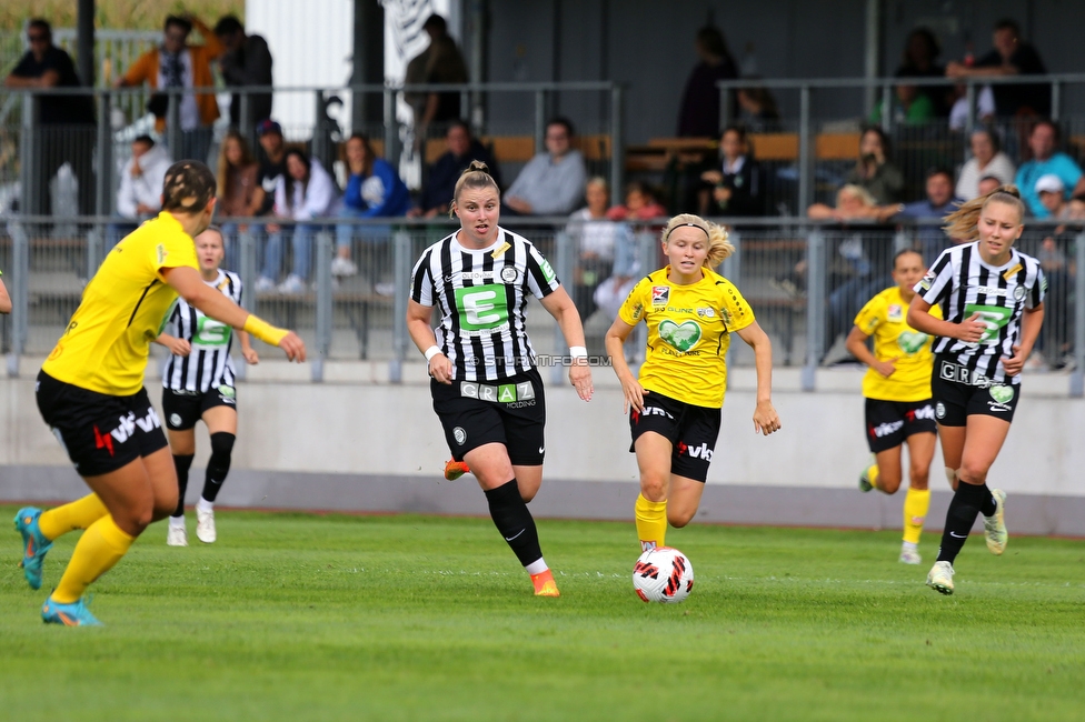 Sturm Damen - Altach/Vorderland
OEFB Frauen Bundesliga, 2. Runde, SK Sturm Graz Damen - SCR Altach / FFC Vorderland, Trainingszentrum Messendorf, 11.09.2022. 

Foto zeigt Julia Matuschewski (Sturm Damen)
