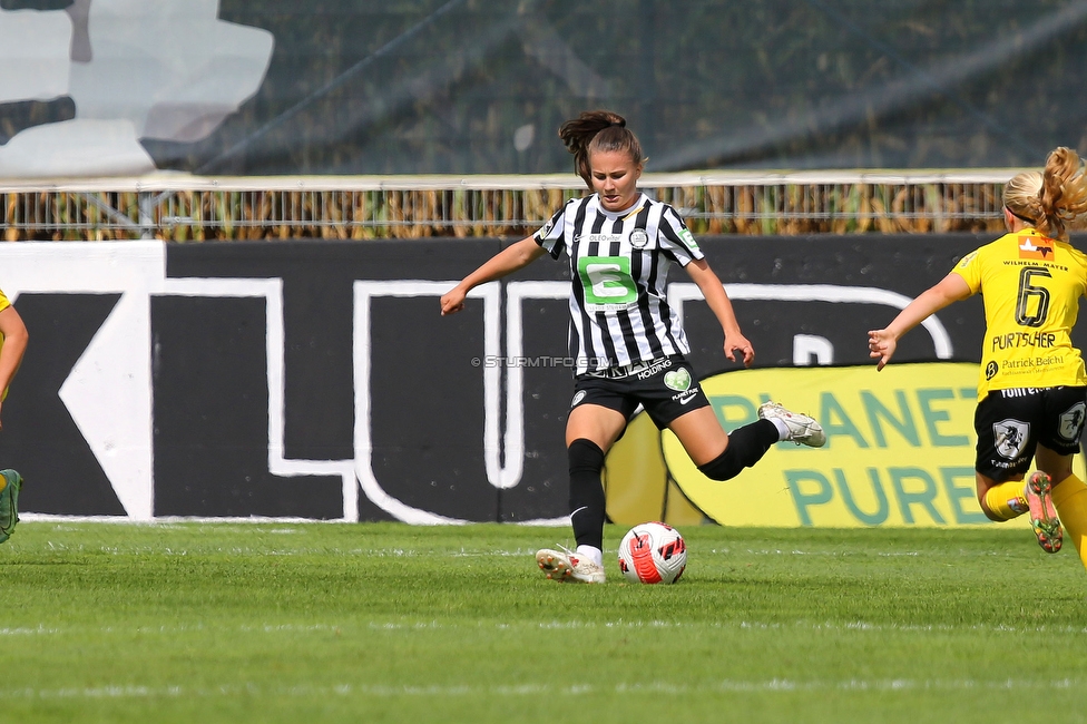 Sturm Damen - Altach/Vorderland
OEFB Frauen Bundesliga, 2. Runde, SK Sturm Graz Damen - SCR Altach / FFC Vorderland, Trainingszentrum Messendorf, 11.09.2022. 

Foto zeigt Annabel Schasching (Sturm Damen)
