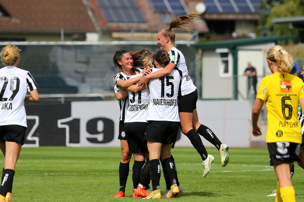 Sturm Damen - Altach/Vorderland
OEFB Frauen Bundesliga, 2. Runde, SK Sturm Graz Damen - SCR Altach / FFC Vorderland, Trainingszentrum Messendorf, 11.09.2022. 

Foto zeigt die Mannschaft der Sturm Damen
