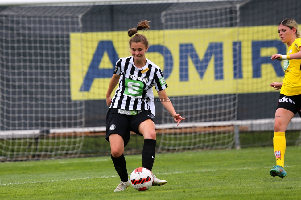 Sturm Damen - Altach/Vorderland
OEFB Frauen Bundesliga, 2. Runde, SK Sturm Graz Damen - SCR Altach / FFC Vorderland, Trainingszentrum Messendorf, 11.09.2022. 

Foto zeigt Julia Magerl (Sturm Damen)
