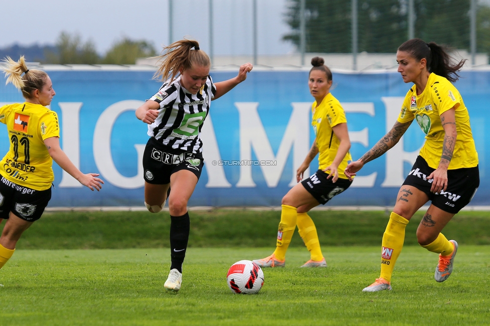 Sturm Damen - Altach/Vorderland
OEFB Frauen Bundesliga, 2. Runde, SK Sturm Graz Damen - SCR Altach / FFC Vorderland, Trainingszentrum Messendorf, 11.09.2022. 

Foto zeigt Anna Maria Wirnsberger (Sturm Damen)
