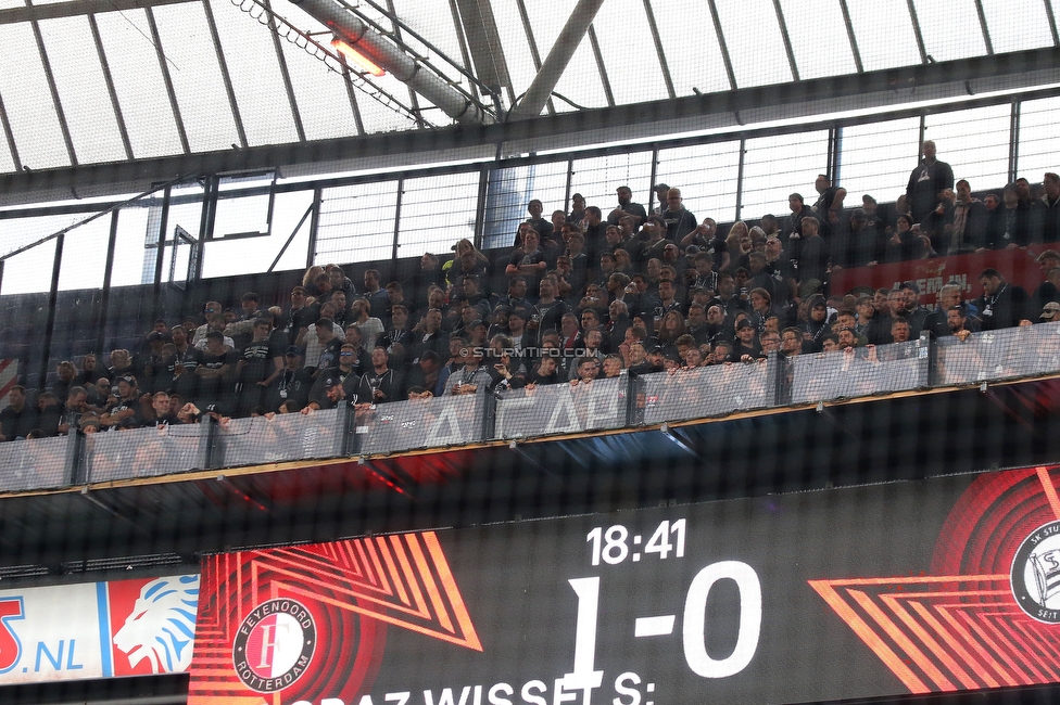 Feyenoord - Sturm Graz
UEFA Europa League Gruppenphase 2. Spieltag, Feyenoord Rotterdam - SK Sturm Graz, Stadion De Kuip Rotterdam, 15.09.2022. 

Foto zeigt Fans von Sturm
