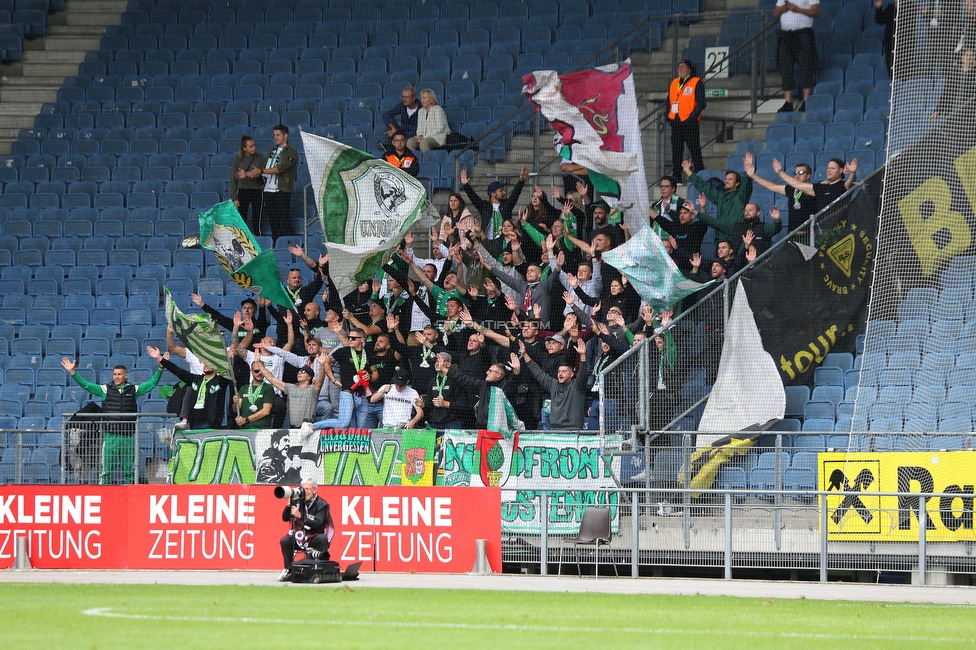 Sturm Graz - Austria Lustenau
Oesterreichische Fussball Bundesliga, 9. Runde, SK Sturm Graz - SC Austria Lustenau, Stadion Liebenau Graz, 18.09.2022. 

Foto zeigt Fans von Austria Lustenau
