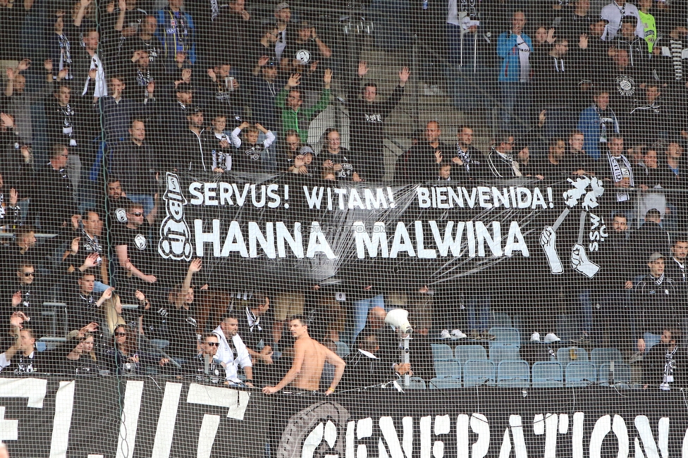 Sturm Graz - Austria Lustenau
Oesterreichische Fussball Bundesliga, 9. Runde, SK Sturm Graz - SC Austria Lustenau, Stadion Liebenau Graz, 18.09.2022. 

Foto zeigt Fans von Sturm mit einem Spruchband
Schlüsselwörter: schwarzeszenewien baby