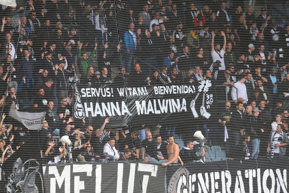 Sturm Graz - Austria Lustenau
Oesterreichische Fussball Bundesliga, 9. Runde, SK Sturm Graz - SC Austria Lustenau, Stadion Liebenau Graz, 18.09.2022. 

Foto zeigt Fans von Sturm mit einem Spruchband
Schlüsselwörter: schwarzeszenewien baby