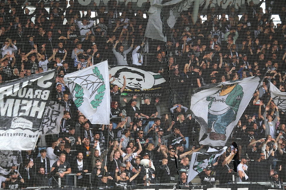 Sturm Graz - Austria Lustenau
Oesterreichische Fussball Bundesliga, 9. Runde, SK Sturm Graz - SC Austria Lustenau, Stadion Liebenau Graz, 18.09.2022. 

Foto zeigt Fans von Sturm
Schlüsselwörter: jewels