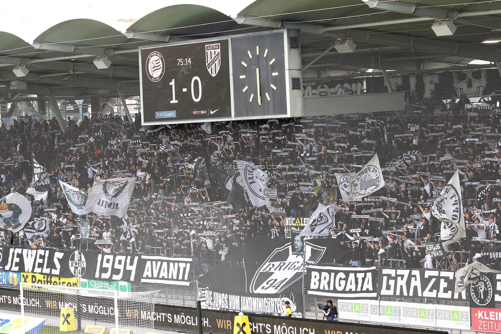 Sturm Graz - Austria Lustenau
Oesterreichische Fussball Bundesliga, 9. Runde, SK Sturm Graz - SC Austria Lustenau, Stadion Liebenau Graz, 18.09.2022. 

Foto zeigt Fans von Sturm
Schlüsselwörter: schals