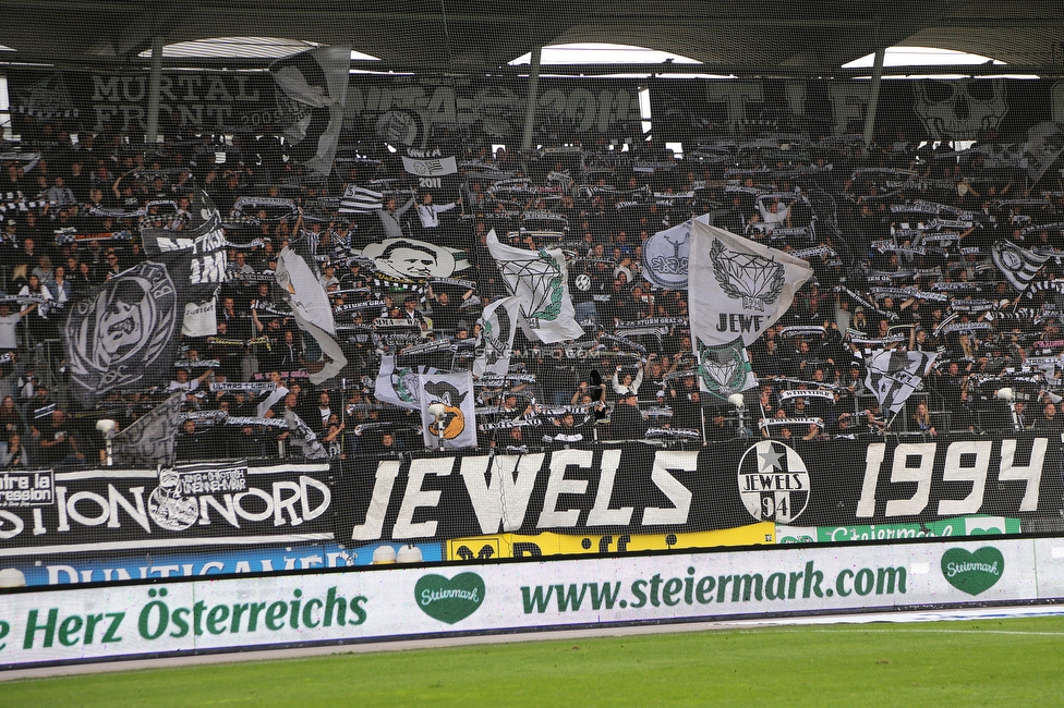 Sturm Graz - Austria Lustenau
Oesterreichische Fussball Bundesliga, 9. Runde, SK Sturm Graz - Austria Lustenau, Stadion Liebenau Graz, 18.09.2022. 

Foto zeigt Fans von Sturm
Schlüsselwörter: schals jewels