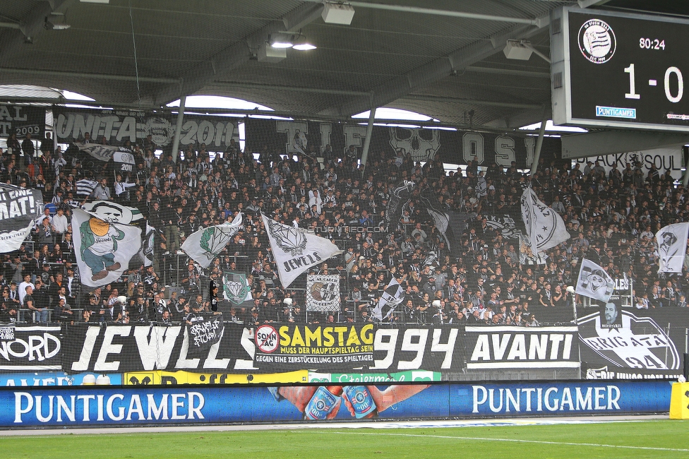 Sturm Graz - Austria Lustenau
Oesterreichische Fussball Bundesliga, 9. Runde, SK Sturm Graz - Austria Lustenau, Stadion Liebenau Graz, 18.09.2022. 

Foto zeigt Fans von Sturm
Schlüsselwörter: samstag jewels