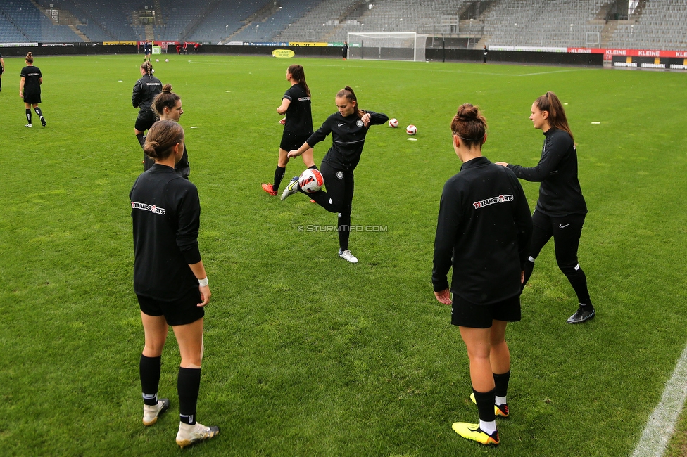 Sturm Damen - Austria Wien
OEFB Frauen Bundesliga, 4. Runde, SK Sturm Graz Damen - FK Austria Wien, Stadion Liebenau Graz, 25.09.2022. 

Foto zeigt die Mannschaft der Sturm Damen
