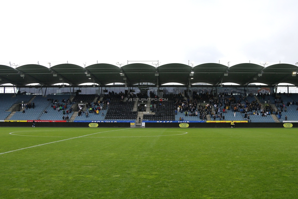 Sturm Damen - Austria Wien
OEFB Frauen Bundesliga, 4. Runde, SK Sturm Graz Damen - FK Austria Wien, Stadion Liebenau Graz, 25.09.2022. 

Foto zeigt Fans von Sturm Graz
