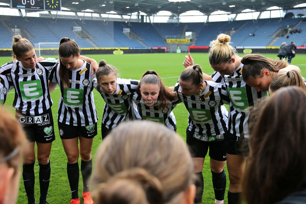 Sturm Damen - Austria Wien
OEFB Frauen Bundesliga, 4. Runde, SK Sturm Graz Damen - FK Austria Wien, Stadion Liebenau Graz, 25.09.2022. 

Foto zeigt die Mannschaft der Sturm Damen
