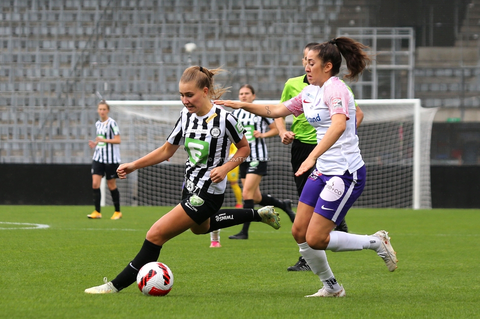 Sturm Damen - Austria Wien
OEFB Frauen Bundesliga, 4. Runde, SK Sturm Graz Damen - FK Austria Wien, Stadion Liebenau Graz, 25.09.2022. 

Foto zeigt Anna Maria Wirnsberger (Sturm Damen)
