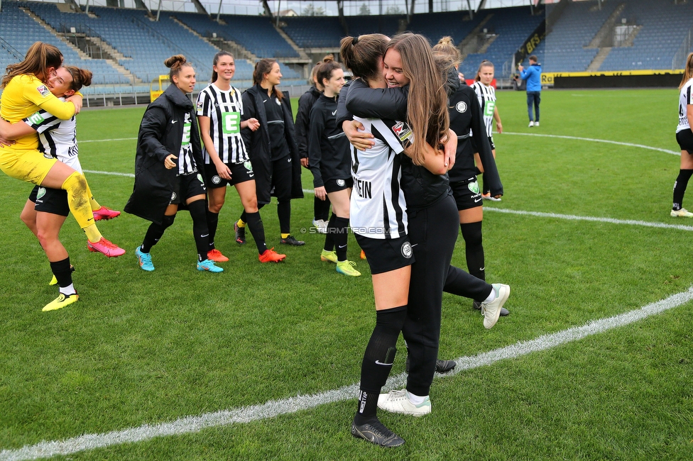 Sturm Damen - Austria Wien
OEFB Frauen Bundesliga, 4. Runde, SK Sturm Graz Damen - FK Austria Wien, Stadion Liebenau Graz, 25.09.2022. 

Foto zeigt die Mannschaft der Sturm Damen
