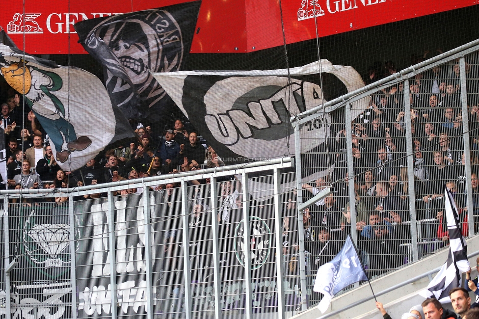 Austria Wien - Sturm Graz
Oesterreichische Fussball Bundesliga, 10. Runde, FK Austria Wien - SK Sturm Graz, Generali-Arena Wien, 02.10.2022. 

Foto zeigt Fans von Sturm
Schlüsselwörter: unita