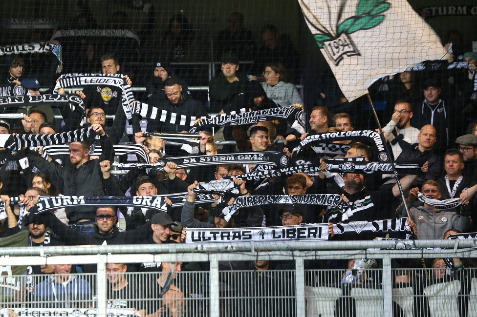 Austria Wien - Sturm Graz
Oesterreichische Fussball Bundesliga, 10. Runde, FK Austria Wien - SK Sturm Graz, Generali-Arena Wien, 02.10.2022. 

Foto zeigt Fans von Sturm
