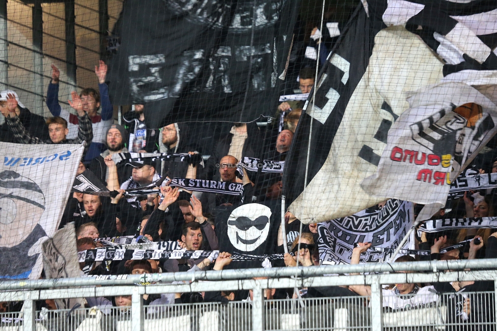 Austria Wien - Sturm Graz
Oesterreichische Fussball Bundesliga, 10. Runde, FK Austria Wien - SK Sturm Graz, Generali-Arena Wien, 02.10.2022. 

Foto zeigt Fans von Sturm
