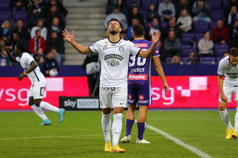 Austria Wien - Sturm Graz
Oesterreichische Fussball Bundesliga, 10. Runde, FK Austria Wien - SK Sturm Graz, Generali-Arena Wien, 02.10.2022. 

Foto zeigt Albian Ajeti (Sturm)
