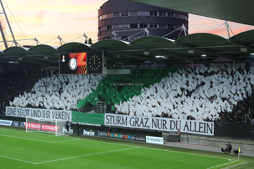 Sturm Graz - Lazio
UEFA Europa League Gruppenphase 3. Spieltag, SK Sturm Graz - SS Lazio, Stadion Liebenau Graz, 06.10.2022. 

Foto zeigt Fans von Sturm mit einer Choreografie
