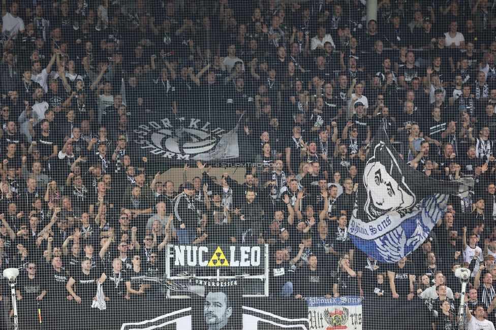 Sturm Graz - Lazio
UEFA Europa League Gruppenphase 3. Spieltag, SK Sturm Graz - SS Lazio, Stadion Liebenau Graz, 06.10.2022. 

Foto zeigt Fans von Sturm
Schlüsselwörter: brigata vorsaenger