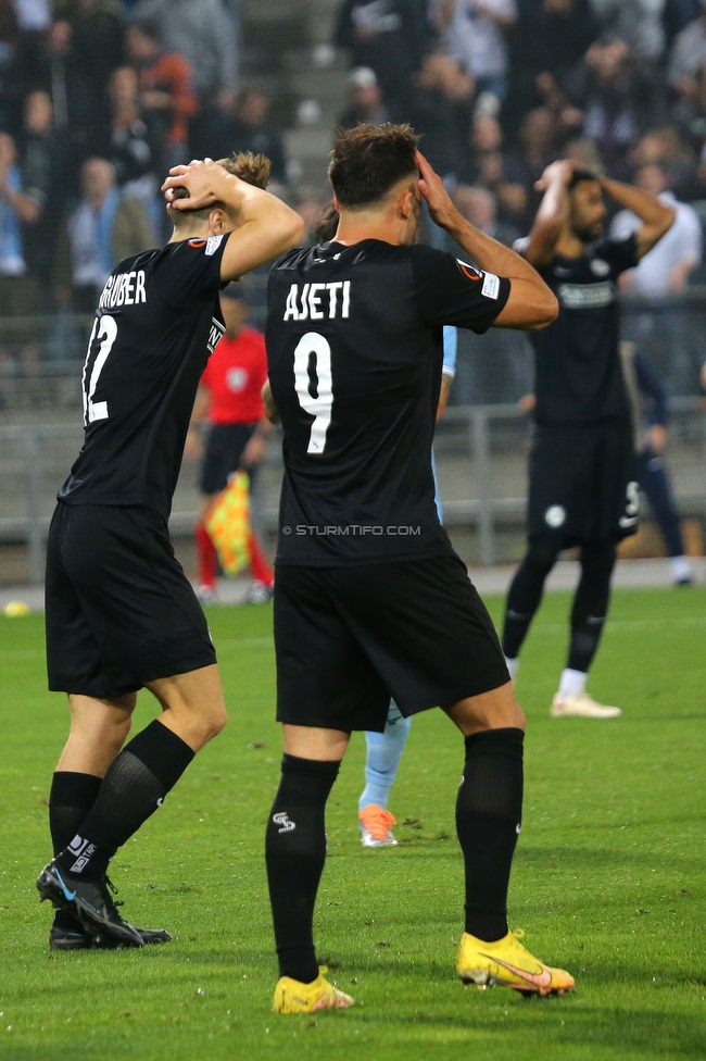 Sturm Graz - Lazio
UEFA Europa League Gruppenphase 3. Spieltag, SK Sturm Graz - SS Lazio, Stadion Liebenau Graz, 06.10.2022. 

Foto zeigt Albian Ajeti (Sturm), David Affengruber (Sturm) und Gregory Wuethrich (Sturm)
