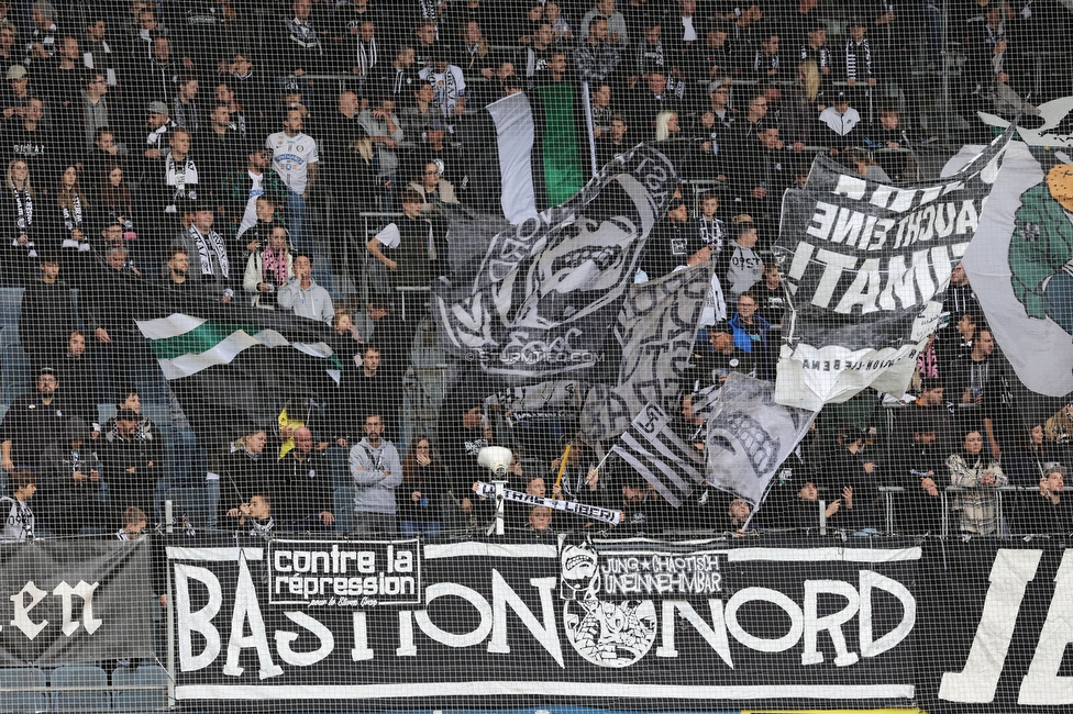 Sturm Graz - Tirol
Oesterreichische Fussball Bundesliga, 11. Runde, SK Sturm Graz - WSG Tirol, Stadion Liebenau Graz, 09.10.2022. 

Foto zeigt Fans von Sturm
Schlüsselwörter: bastion