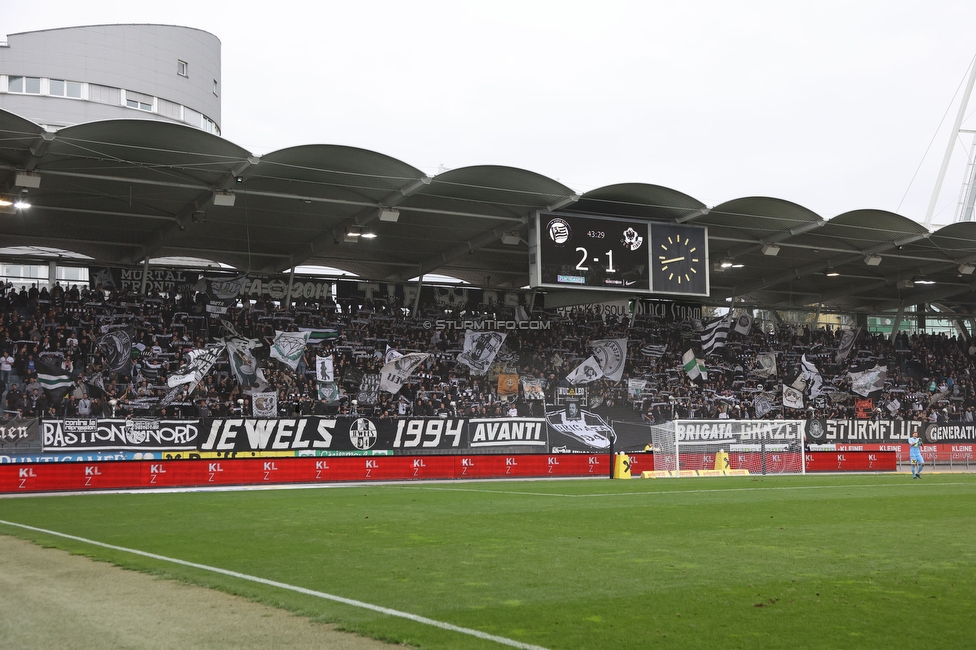 Sturm Graz - Tirol
Oesterreichische Fussball Bundesliga, 11. Runde, SK Sturm Graz - WSG Tirol, Stadion Liebenau Graz, 09.10.2022. 

Foto zeigt Fans von Sturm
Schlüsselwörter: schals