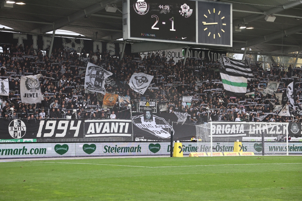 Sturm Graz - Tirol
Oesterreichische Fussball Bundesliga, 11. Runde, SK Sturm Graz - WSG Tirol, Stadion Liebenau Graz, 09.10.2022. 

Foto zeigt Fans von Sturm
Schlüsselwörter: schals