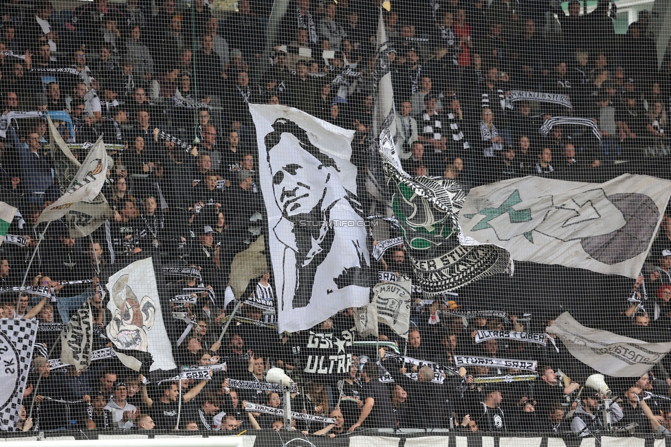 Sturm Graz - Tirol
Oesterreichische Fussball Bundesliga, 11. Runde, SK Sturm Graz - WSG Tirol, Stadion Liebenau Graz, 09.10.2022. 

Foto zeigt Fans von Sturm
Schlüsselwörter: schals sturmflut