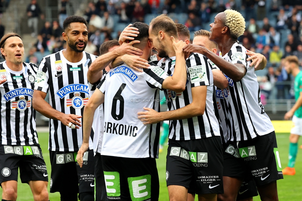 Sturm Graz - Tirol
Oesterreichische Fussball Bundesliga, 11. Runde, SK Sturm Graz - WSG Tirol, Stadion Liebenau Graz, 09.10.2022. 

Foto zeigt Gregory Wuethrich (Sturm), Alexandar Borkovic (Sturm), Jon Gorenc-Stankovic (Sturm) und Jusuf Gazibegovic (Sturm)
Schlüsselwörter: torjubel