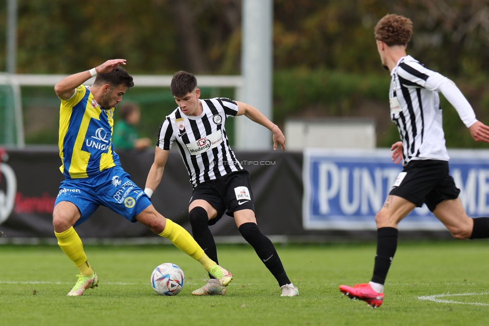 Sturm II - Vienna
Oesterreichische 2. Liga, 11. Runde, SK Sturm Graz II - First Vienna FC 1894, Solarstadion Gleisdorf, 09.10.2022. 

Foto zeigt Milan Toth (Sturm II)
