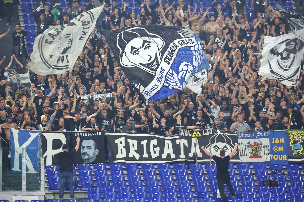 Lazio - Sturm Graz
UEFA Europa League Gruppenphase 4. Spieltag, SS Lazio - SK Sturm Graz, Stadio Olimpico Rom, 13.10.2022. 

Foto zeigt Fans von Sturm
Schlüsselwörter: brigata