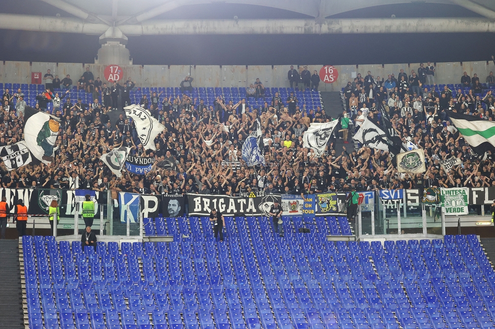 Lazio - Sturm Graz
UEFA Europa League Gruppenphase 4. Spieltag, SS Lazio - SK Sturm Graz, Stadio Olimpico Rom, 13.10.2022. 

Foto zeigt Fans von Sturm
