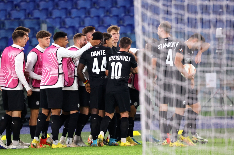 Lazio - Sturm Graz
UEFA Europa League Gruppenphase 4. Spieltag, SS Lazio - SK Sturm Graz, Stadio Olimpico Rom, 13.10.2022. 

Foto zeigt Amadou Dante (Sturm), Otar Kiteishvili (Sturm) und Jon Gorenc-Stankovic (Sturm)
Schlüsselwörter: torjubel