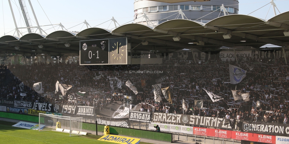 Sturm Graz - Wolfsberg
Oesterreichische Fussball Bundesliga, 12. Runde, SK Sturm Graz - Wolfsberger AC, Stadion Liebenau Graz, 16.10.2022. 

Foto zeigt Fans von Sturm
Schlüsselwörter: schals