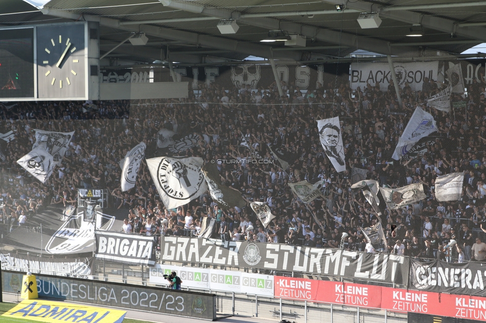 Sturm Graz - Wolfsberg
Oesterreichische Fussball Bundesliga, 12. Runde, SK Sturm Graz - Wolfsberger AC, Stadion Liebenau Graz, 16.10.2022. 

Foto zeigt Fans von Sturm
Schlüsselwörter: sturmflut