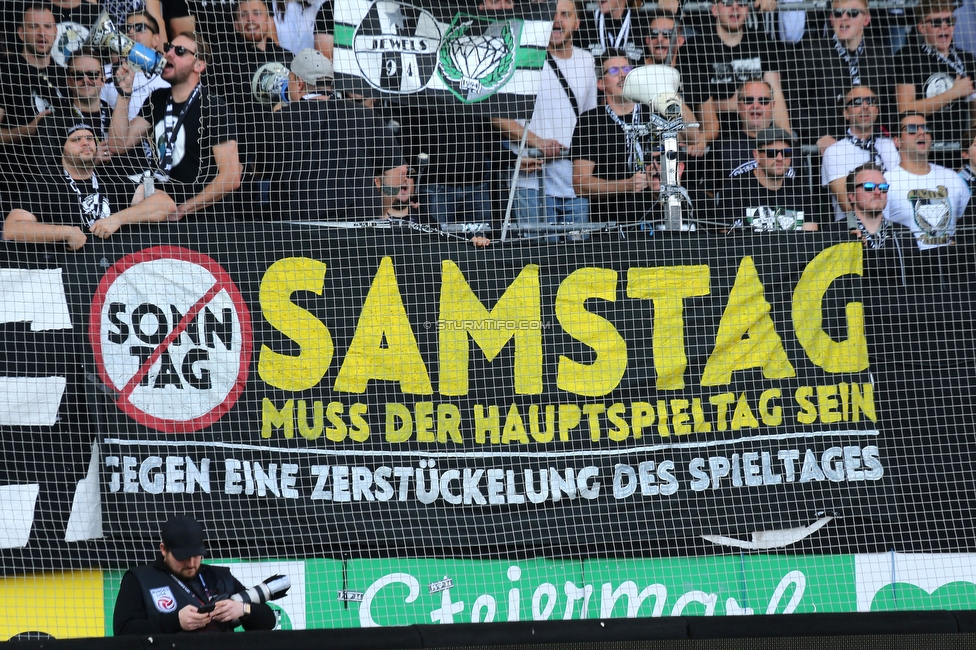 Sturm Graz - Wolfsberg
Oesterreichische Fussball Bundesliga, 12. Runde, SK Sturm Graz - Wolfsberger AC, Stadion Liebenau Graz, 16.10.2022. 

Foto zeigt Fans von Sturm mit einem Spruchband
Schlüsselwörter: samstag