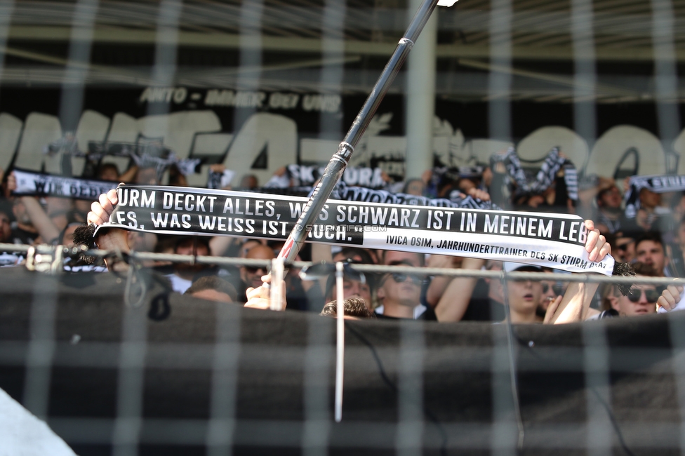 Sturm Graz - Wolfsberg
Oesterreichische Fussball Bundesliga, 12. Runde, SK Sturm Graz - Wolfsberger AC, Stadion Liebenau Graz, 16.10.2022. 

Foto zeigt Fans von Sturm
Schlüsselwörter: schals